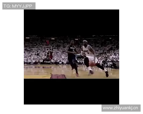 字母哥因左腹股沟拉伤遗憾退赛球迷心痛不已 字母哥因左腹股沟拉伤遗憾退赛球迷心痛不已