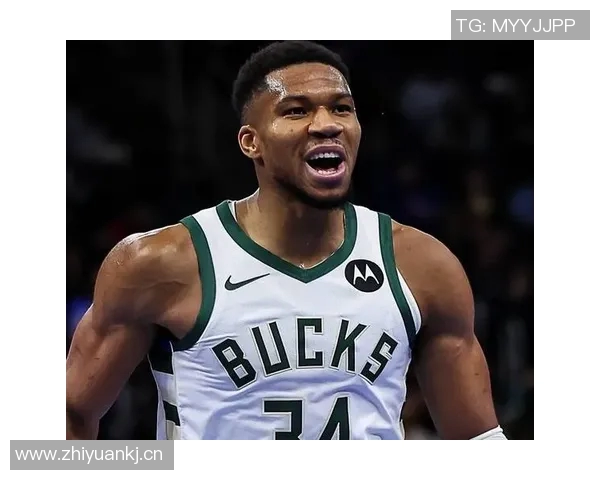 字母哥新赛季定妆照展现强大肌肉压迫感迎接生涯第13个赛季的挑战