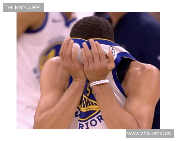 文班谈输球原因防守不足致败库里高效表现凸显问题所在